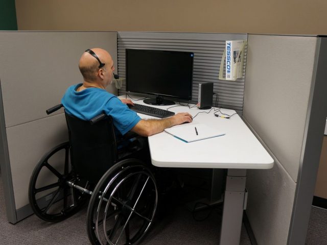 osoba niepełnosprawna w pracy