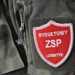 Tarcza na mundurze wojskowym z napisem: Rydułtowy ZSP Logistyk.