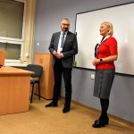 Dariusz Kalemba Powiatowy Rzecznik Konsumentów oraz Maria lach dyrektor ZSE
